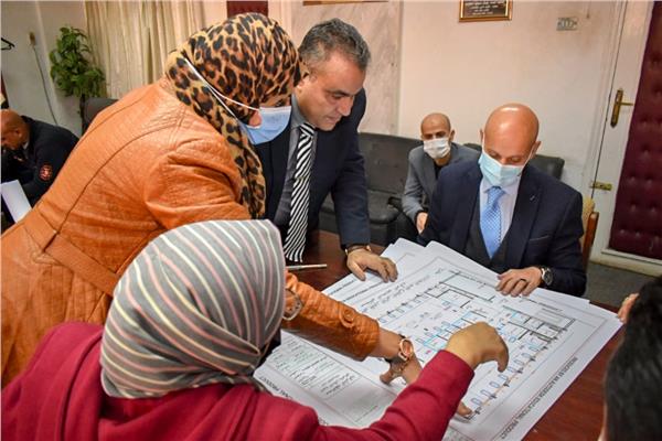وكيل وزارة الصحة بالشرقية يناقش خطة تطوير مستشفى السعديين