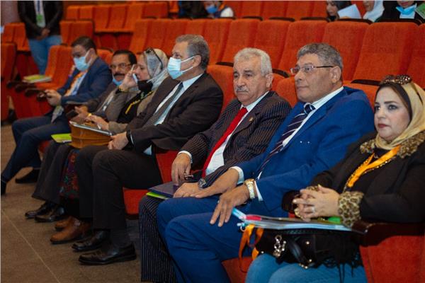 فاعليات مؤتمر المصريين الثاني للتنمية المستدامة والاستثمار