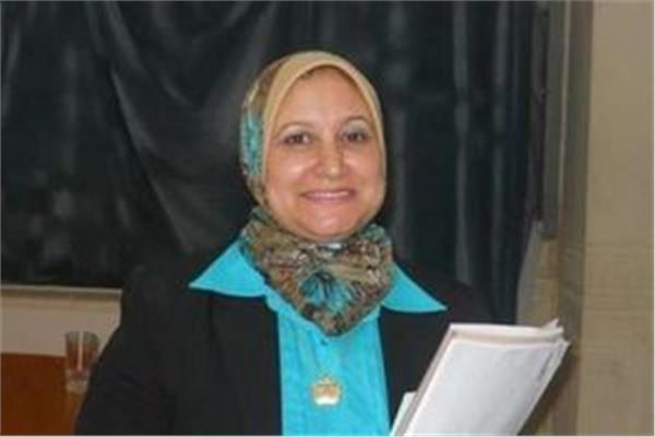  الدكتورة كوثر محمود، نقيب التمريض