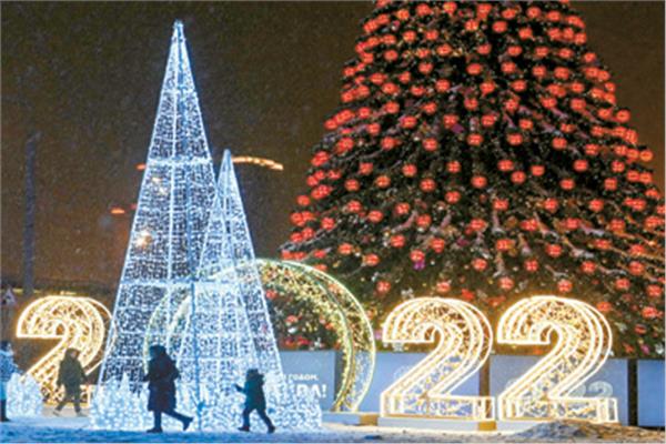 استعدادات العاصمة موسكو لاستقبال الكريسماس ورأس السنة 