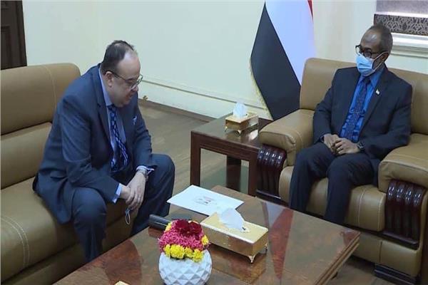 السفير المصري بالخرطوم يلتقي عضو مجلس السيادة الانتقالي لعرض اوجه التعاون المشترك‎‎