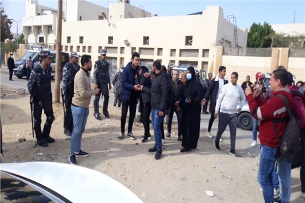 انهيار أهالي ضحايا كريم الهواري أمام المحكمة