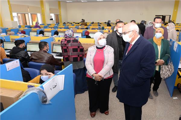 وفق التحول الرقمي جامعة المنصورة تواصل  الإختبارات الإلكترونية لطلابها