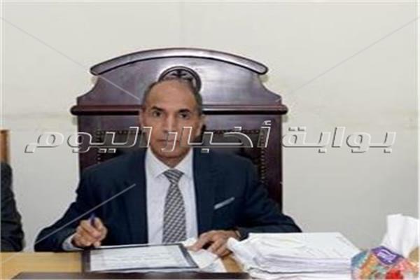المستشار محمد أحمد عطية رئيس المحكمة 