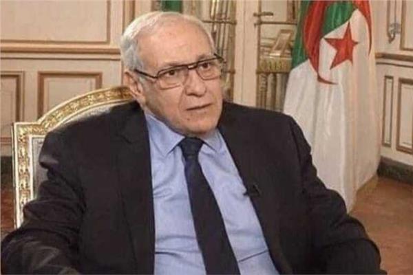السفير الجزائري في فرنسا محمد عنتر داور