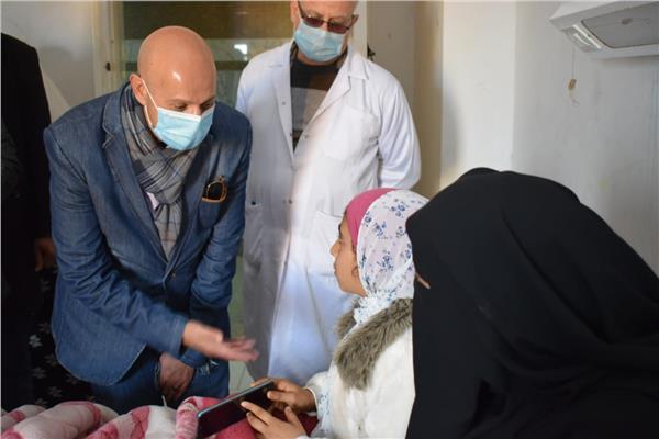  اتخاذ الإجراءات القانونية ضد الأطباء المنقطعين عن العمل بمستشفى الحسينيه بالشرقيه