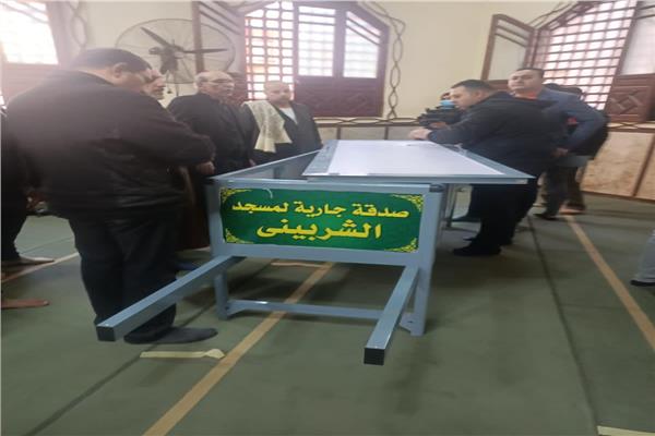صلاة الجنازة وتشييع جثمان ابنهم الإعلامي وائل الإبراشي 