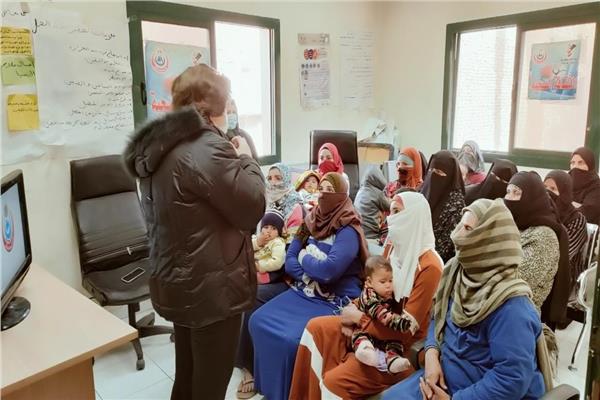 صحة المنيا تقدم الخدمات الطبية والعلاجية لـ 1963 مواطن بقرية داقوف بمركز سمالوط