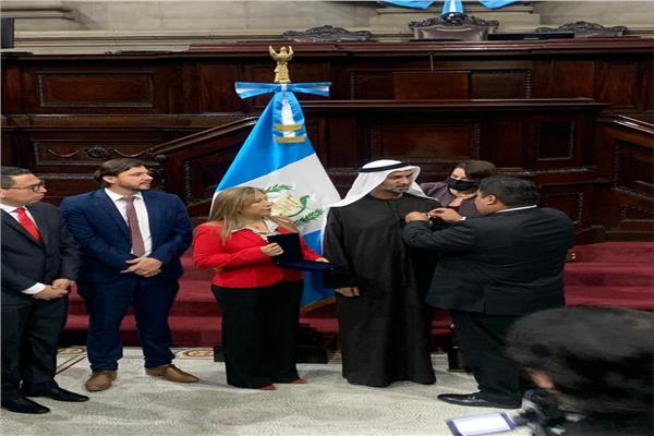 أليخاندرو جياماتي رئيس جمهورية جواتيمالا و رئيس المجلس العالمي للتسامح والسلام
