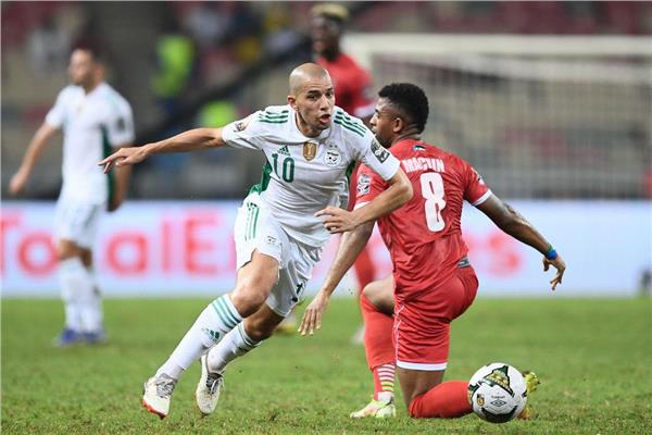 صورة من المباراة الجزائر وغينيا الاستوائية