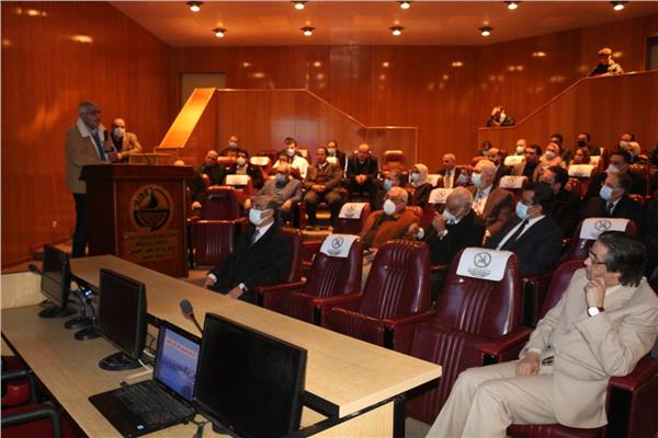 تكريم فريق زراعة الكبد بمركز جراحة الجهاز الهضمى جامعة المنصورة 