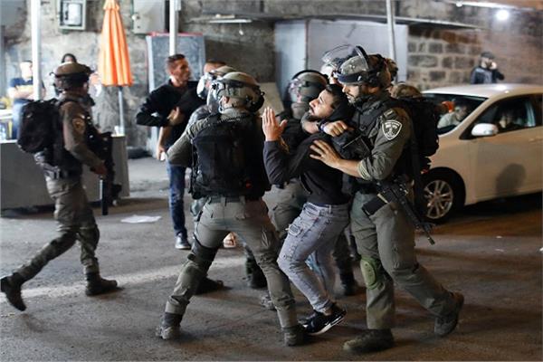 قوات الاحتلال تقمع مظاهرة لأهالى حى الشيخ جراح شرق القدس