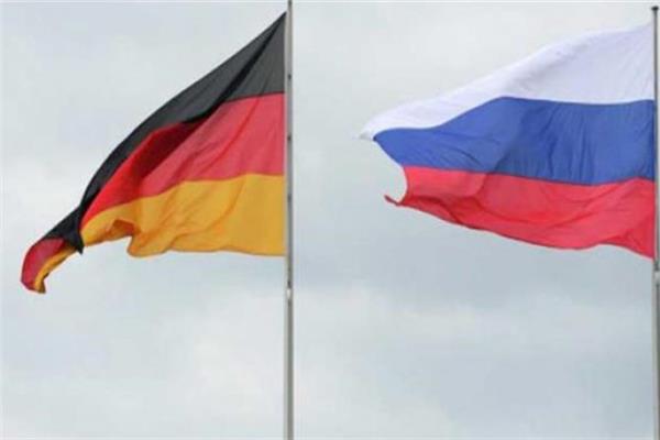 ألمانيا تطرد دبلوماسيا روسيا للاشتباه في تورطه بالتجسس