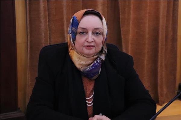 الدكتورة أماني عبد الله الشريف، عميد كلية الصيدلة بنات