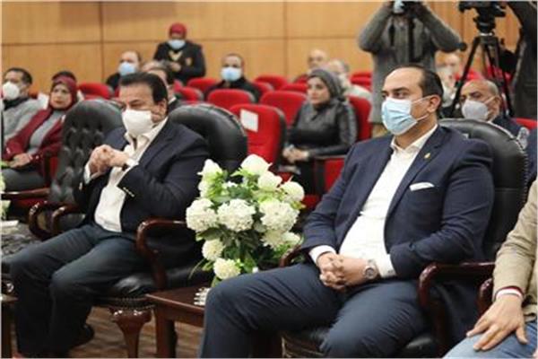 وزيري الصحة والتعليم العالي ومحافظ بورسعيد يستعرضان ٱخر تطورات منظومة التأمين الصحي الشامل ببورسعيد
