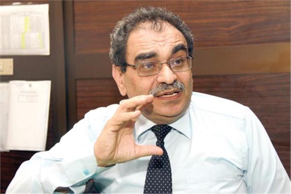 الدكتور محمد صلاح السبكي رئيس هيئة الطاقة المتجددة السابق