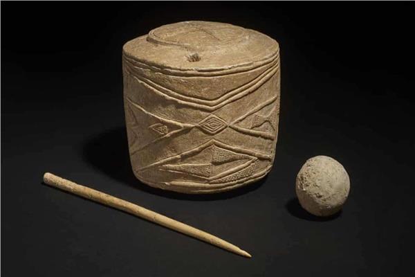 اقدم طبلة حجرية في التاريخ .. عمرها ٥ ألاف سنه