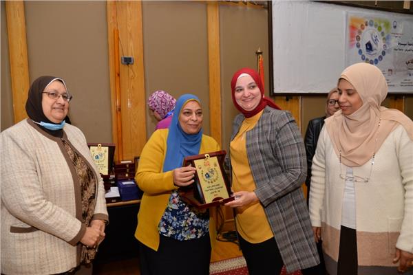 جامعة أسيوط تشهد حفل توزيع جوائز كلية التمريض لمختلف الجامعات المصرية