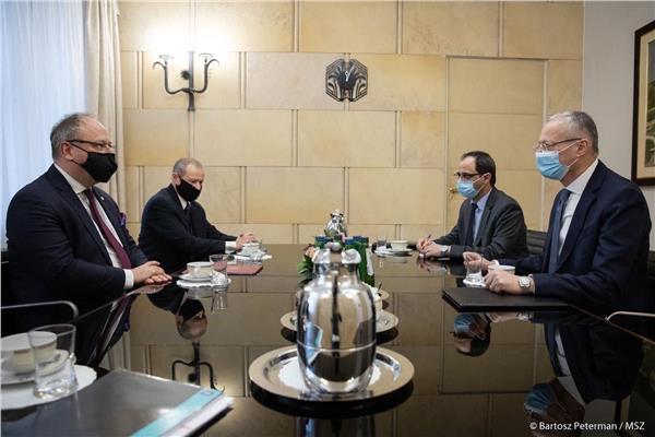 لقاء السفير المصري في بولندا مع رئيس جهاز الخدمة الخارجي