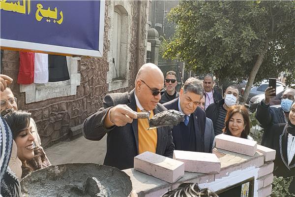 رئيس صحة النواب ونائب محافظ القاهرة يضعان حجر أساس الكوبرى 