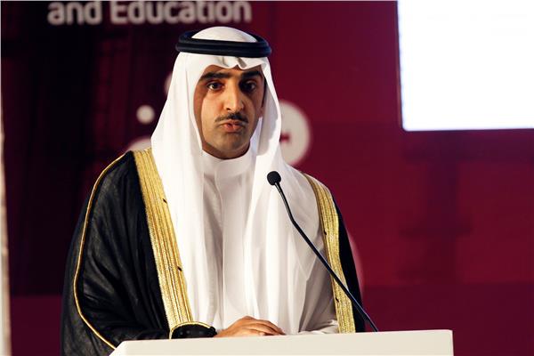  الشيخ محمد بن خليفة آل خليفة  وزير النفط البحرينى