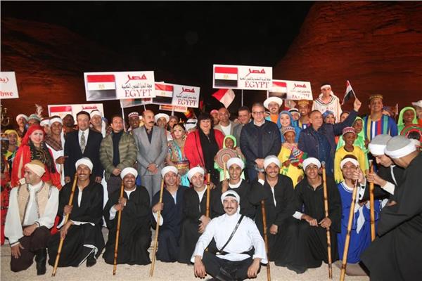 وزيرا السياحة والاثار والثقافة ومحافظ اسوان يشهدون ختام مهرجان اسوان الدولي