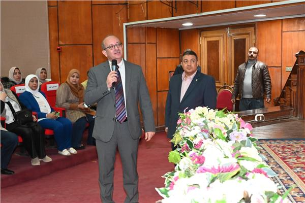  الدكتور ياسر مجدي حتاته، رئيس جامعة الفيوم