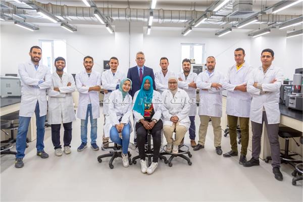 أول مركز للتميز العلمي للجرافين في مصر