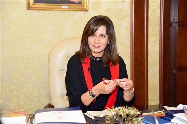 السفيرة نبيلة مكرم  وزيرة الهجرة  وشئون المصريين بالخارج