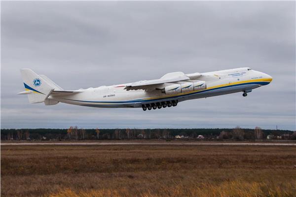 أكبر طائرة شحن في العالم «آن-225 مريا» 