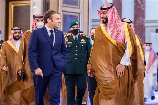 الأمير محمد بن سلمان بن عبدالعزيز والرئيس الفرنسي ايمانويل ماكرون