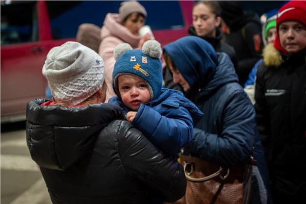 مفوض شئون اللاجئين بالأمم المتحدة: مليون أوكراني هجروا بلادهم