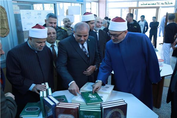 افتتاح معرض للكتاب بالمكتبة المركزية لجامعة الأزهر