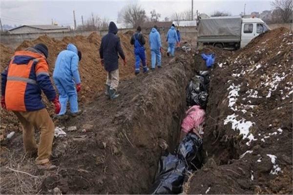 مقابر جماعية لضحايا الحرب الأوكرانية