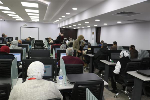  تقييم المتقدمين لشغل وظائف قيادية بمحافظة القاهرة  