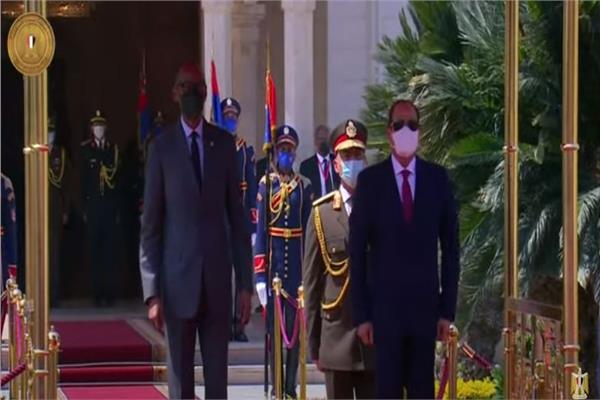السيسي يستقبل رئيس رواندا بقصر الاتحادية