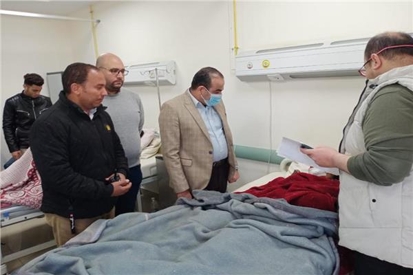 محافظ المنيا يكلف السكرتير العام بمتابعة الحالة الصحية لمصابى حادث الصحراوى الغربي بملوي