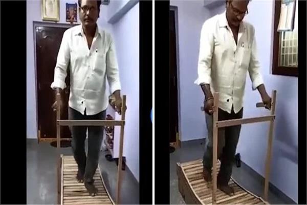 رجل هندي يبتكر مشاية رياضية