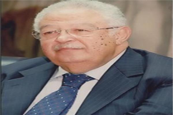 محافظ الجيزة ينعي الأستاذ محمد رجائي عطية نقيب المحامين ورئيس اتحاد المحامين العرب 