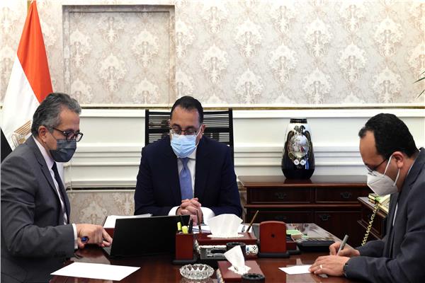 رئيس الوزراء يترأس اجتماع اللجنة العليا لإدارة أزمة الأوبئة والجوائح الصحية   