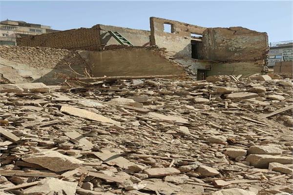 هدم عقارات بحارة اللبان بمنطقة قصر النيل في غرب القاهرة 