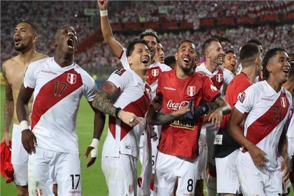 فرحة لاعبو منتخب بيرو