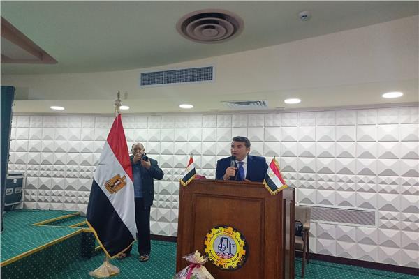 عماد حمدي رئيس   النقابة العامة للكيماويات 
