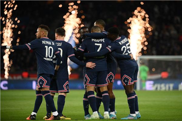 Le Paris Saint-Germain bat Lorient en championnat de France |  Vidéo