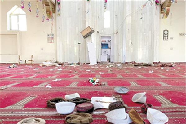 آثار الدمار بمسجد فى كابول بعد انفجار استهدفه  