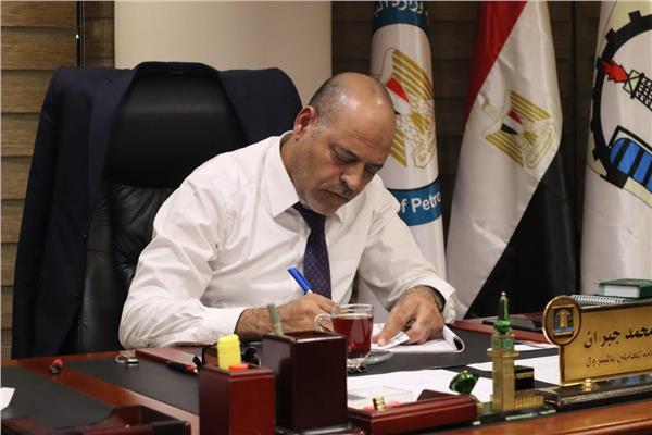 حمد جبران رئيس النقابة العامة للبترول   