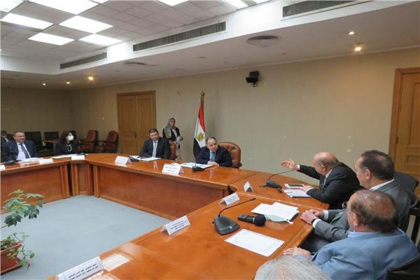 وزير المالية يلتقي رموز جمعية رجال الأعمال المصريين، والجمعية المصرية اللبنانية