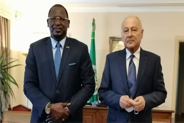  سفير السنغال بمصر يلتقى أبو الغيط 