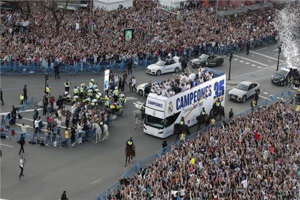 حافلة احتفالات ريال مدريد