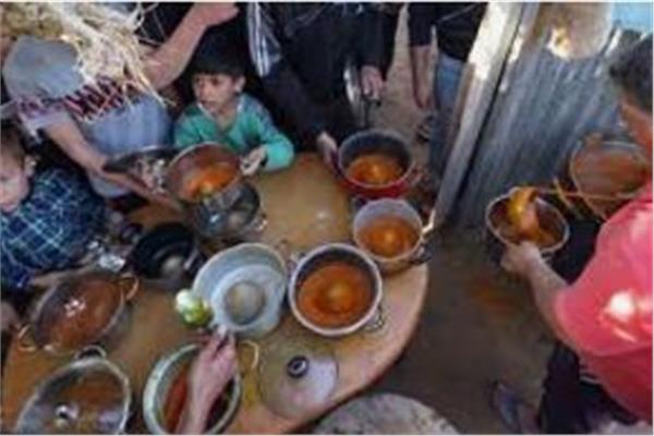 المسلمون في رمضان | «البازين» طبق مفضل على مائدة الليبيين  